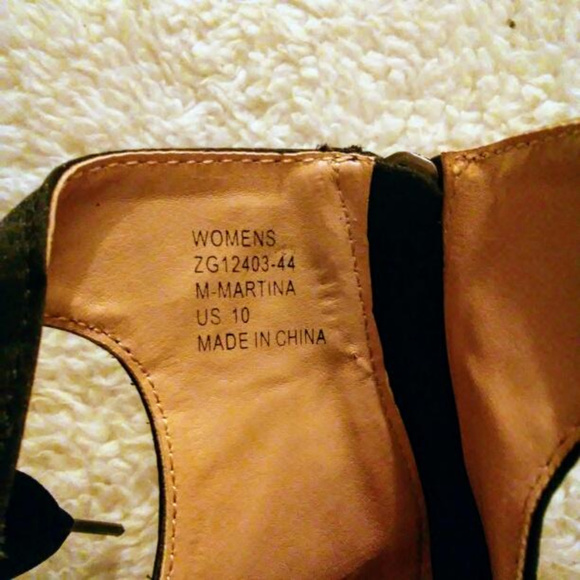 Mix No 6 Martina Satin Pump NWT - Picture 6 of 6